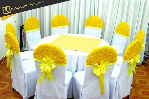 Bao bọc ghế, nơ